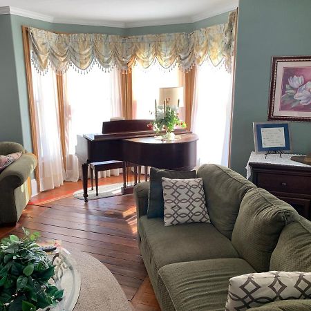 Centennial Inn Bed & Breakfast Conneaut Zewnętrze zdjęcie